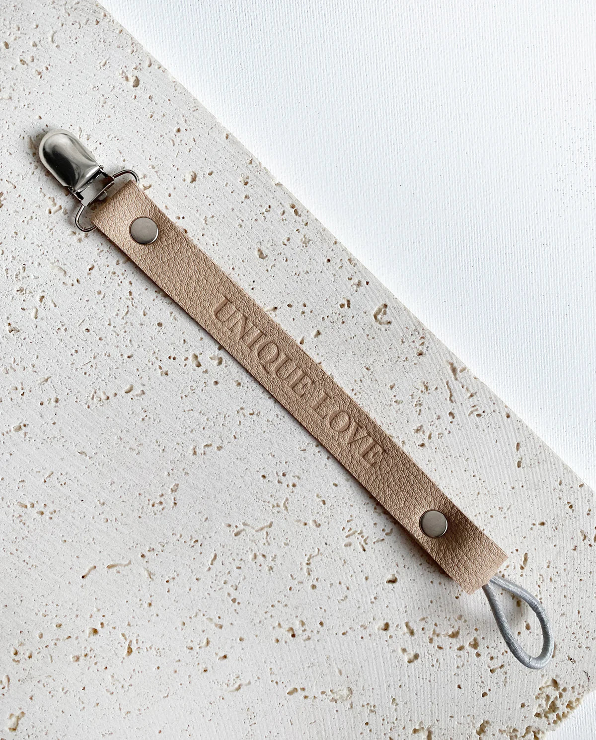 SCHNULLERBAND LEDER - WALNUT