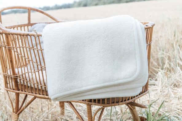 WEICHE DECKE AUS 100% MERINOWOLLE - NATUR