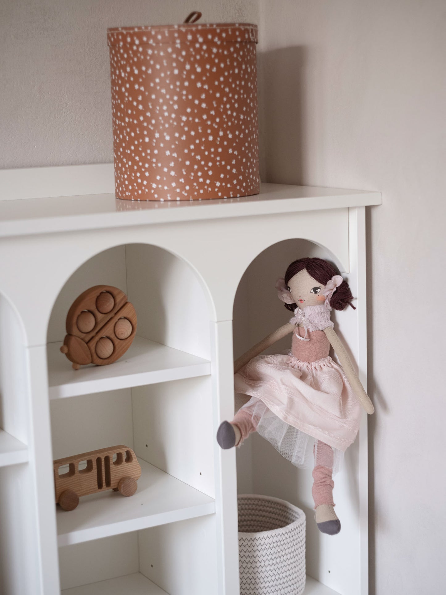 BABUSHKA BÜCHERREGAL - WEISS